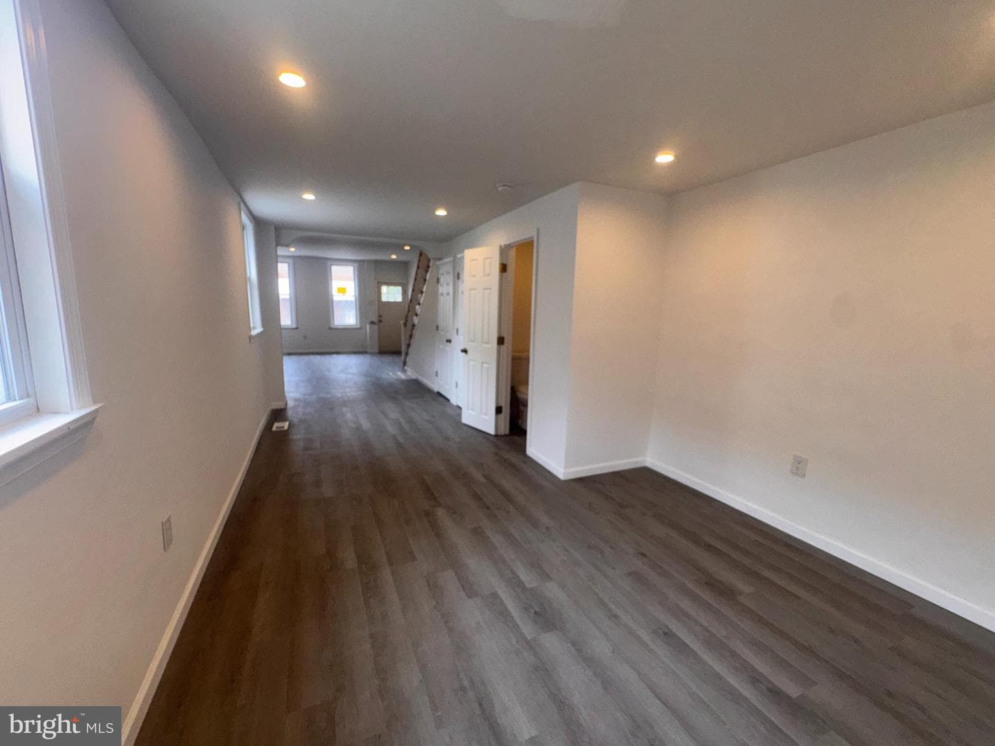 1435 S Juniper Street photo 9