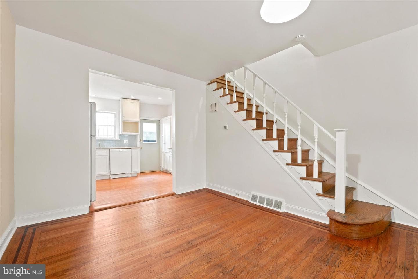 706 Salter Street photo 10