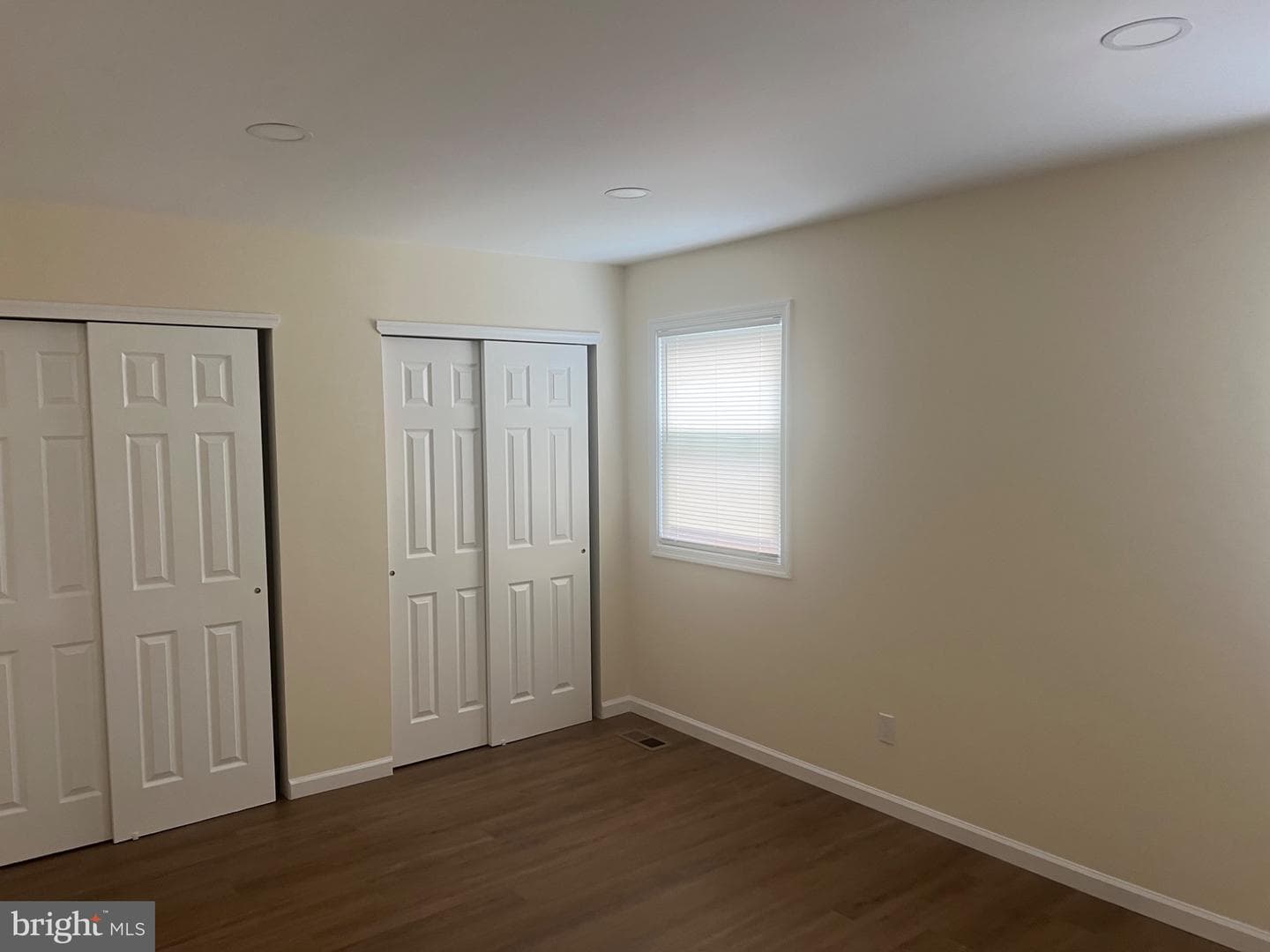8425 Ridgeway Street photo 9
