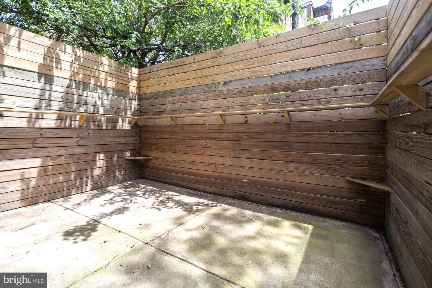 1857 N Etting Street photo 27