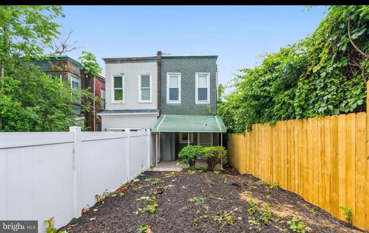 1015 W Susquehanna Avenue photo 15