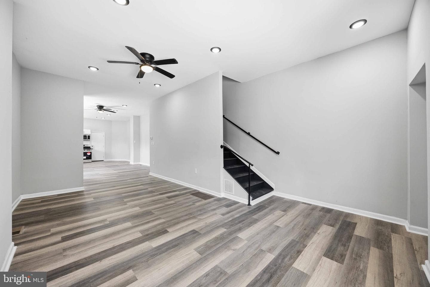 263 W Duval Street photo 5