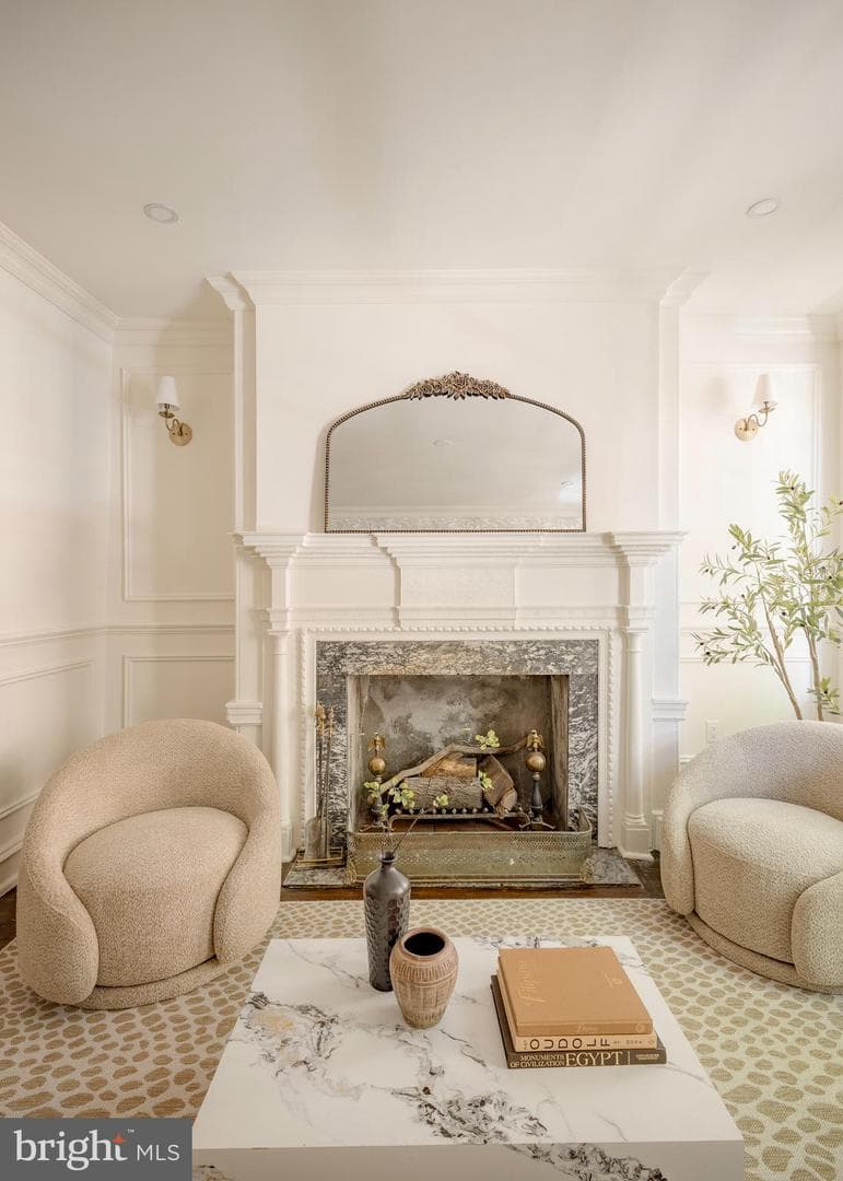 514 Delancey Street photo 3