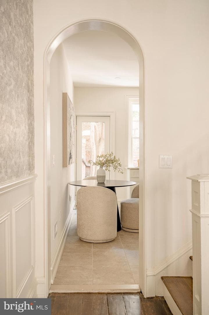 514 Delancey Street photo 4