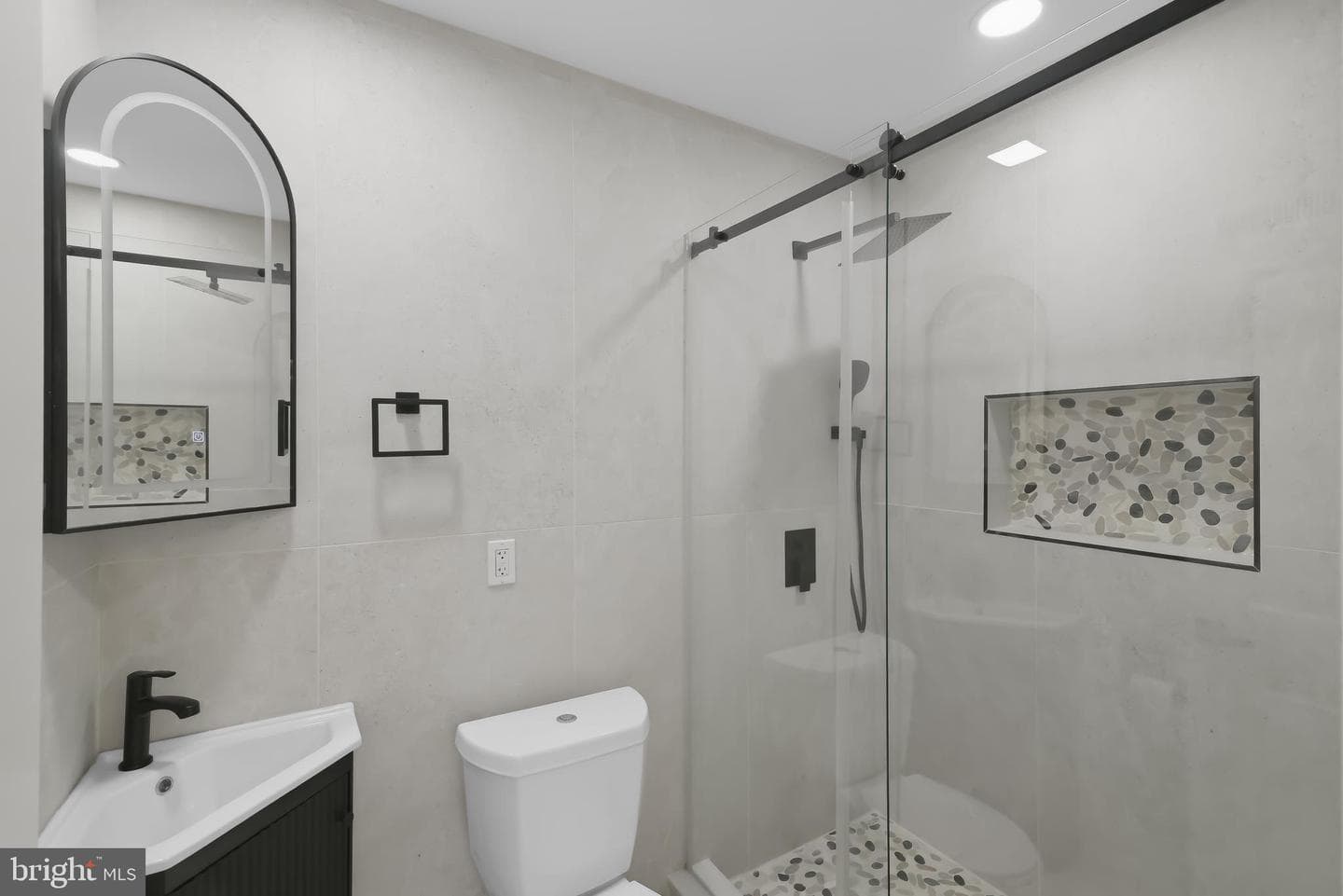 5114 Ranstead Street photo 34