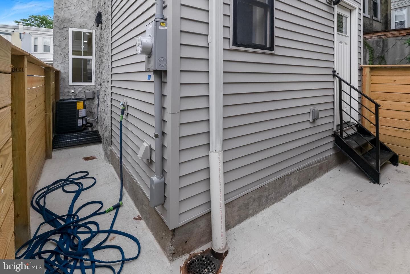 5114 Ranstead Street photo 39