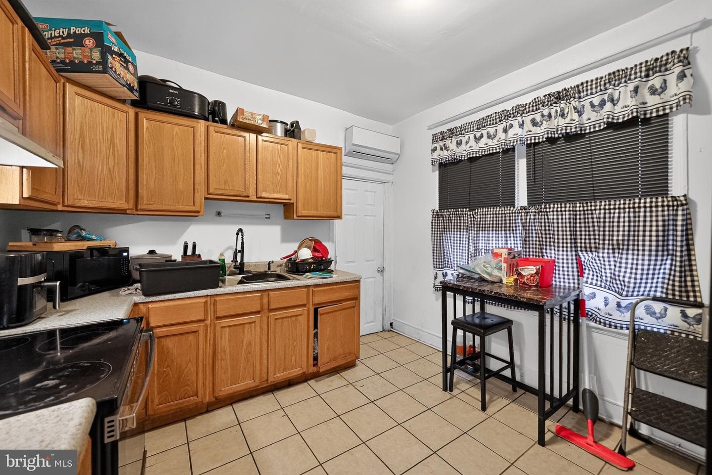918 W Rockland Street photo 14