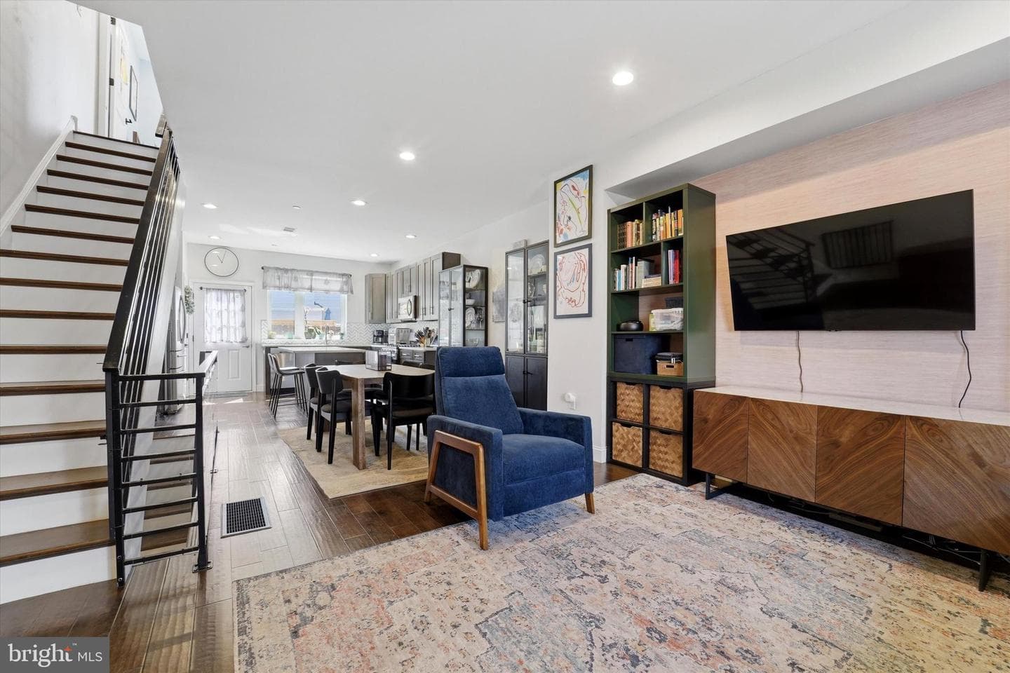 1337 S Opal Street photo 3