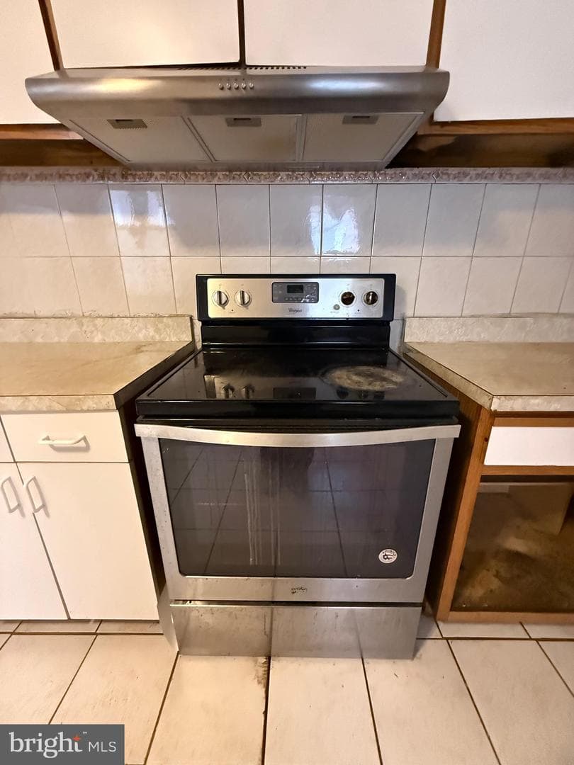 5461 Diamond Street photo 93