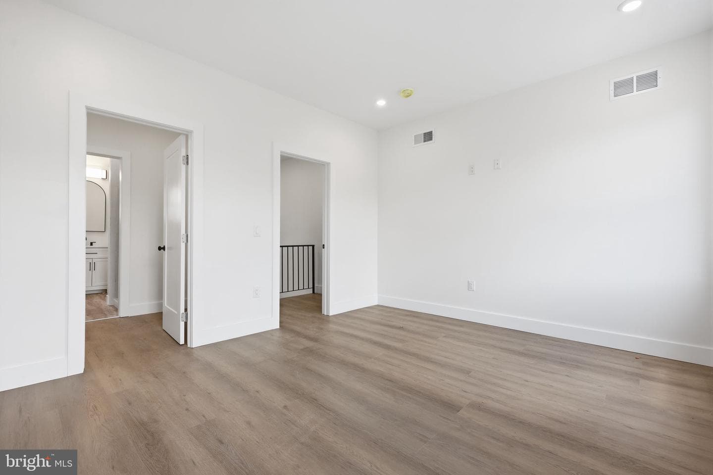 5517 Hunter Street photo 19