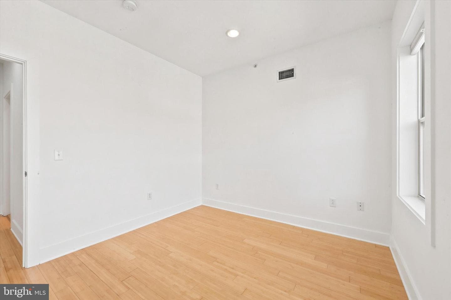 2544 Salmon St photo 24