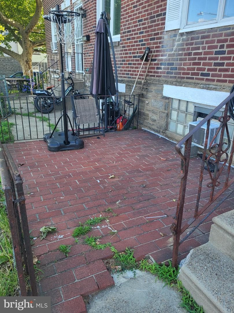 6004 Shisler Street photo 4