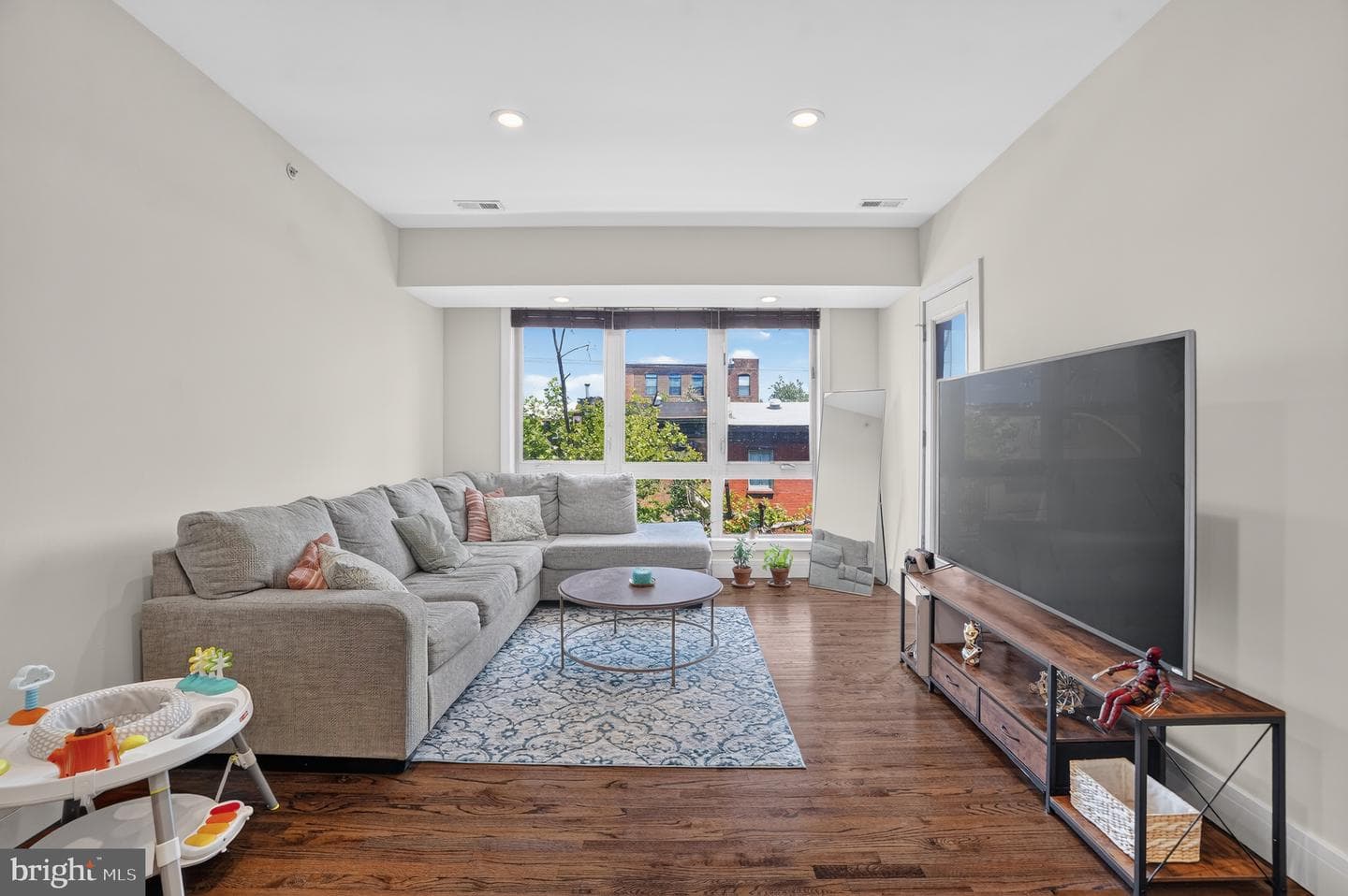 1526 N 2nd Street #8 photo 7