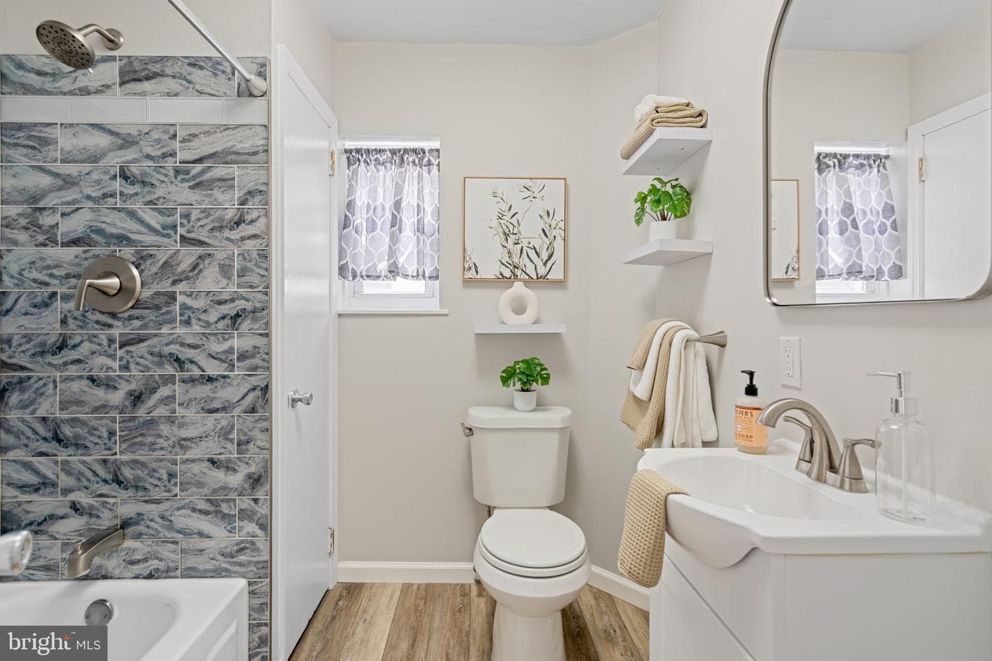 4027 Pechin Street photo 17