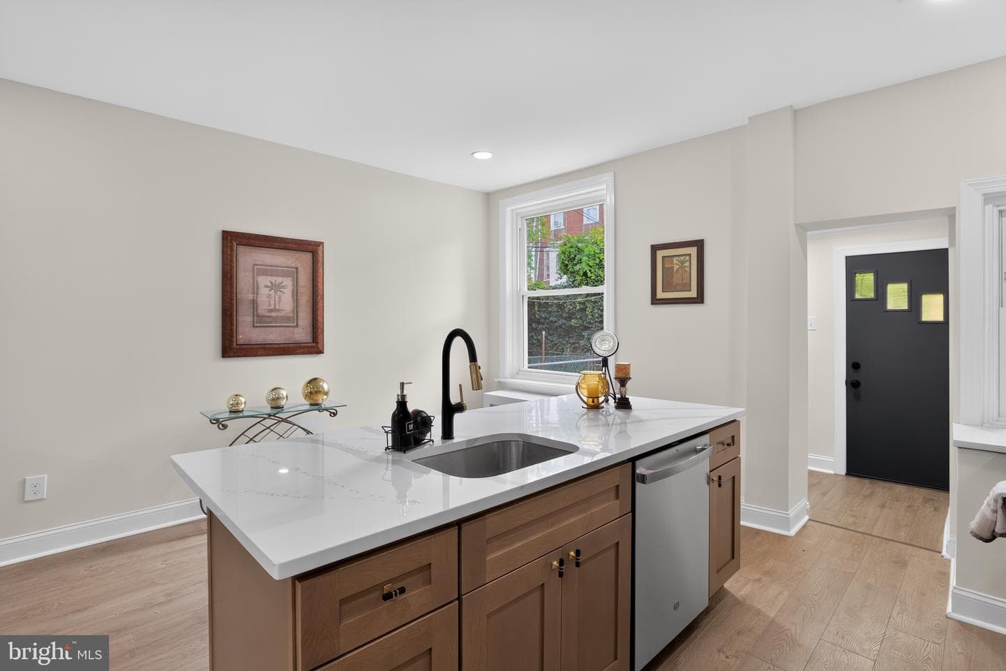 5741 Hunter Street photo 6