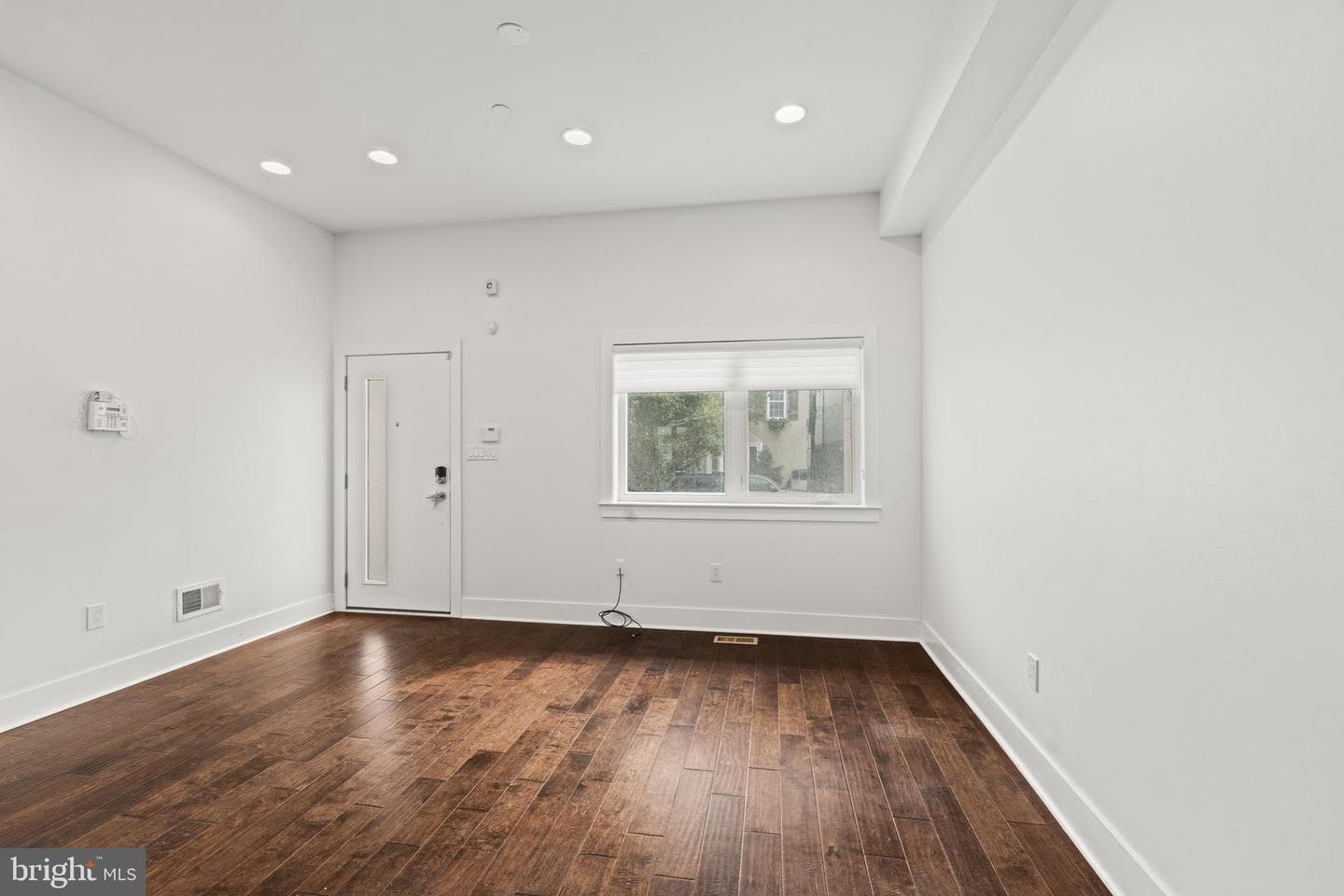 1220 Crease Street photo 25