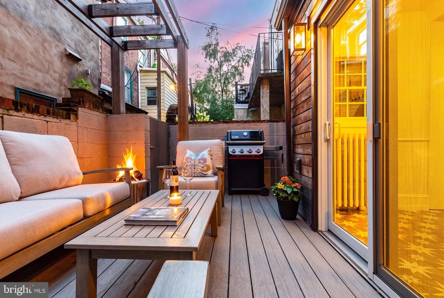 2032 Cherry Street photo 45