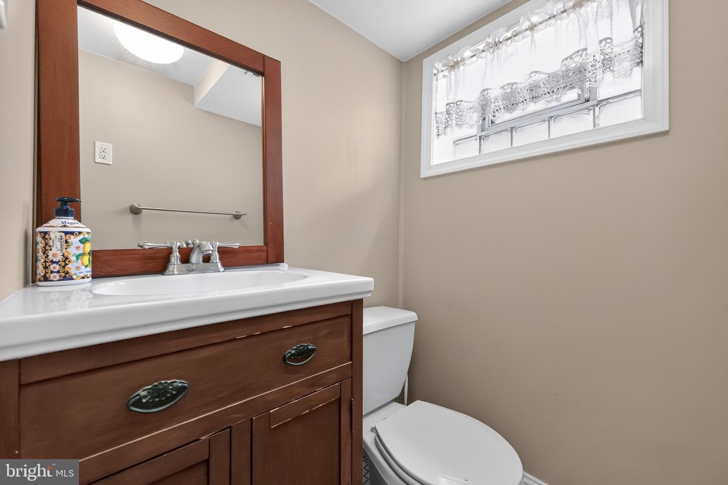 8926 Revere Street photo 11