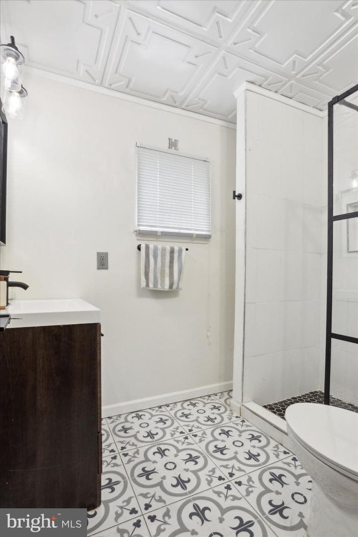 2046 Sigel St photo 30
