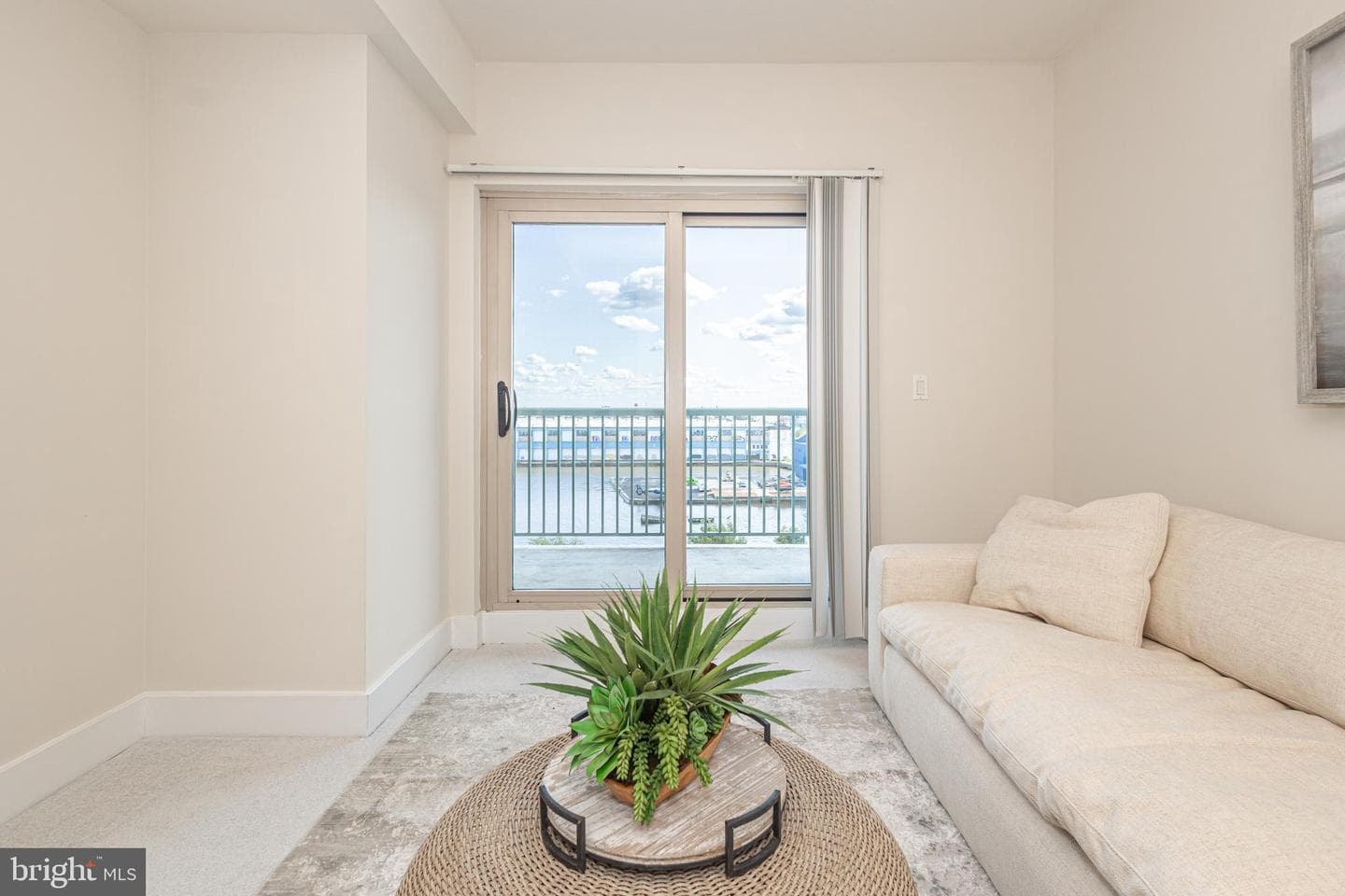 717 S Chris Columbus Boulevard #811 photo 20