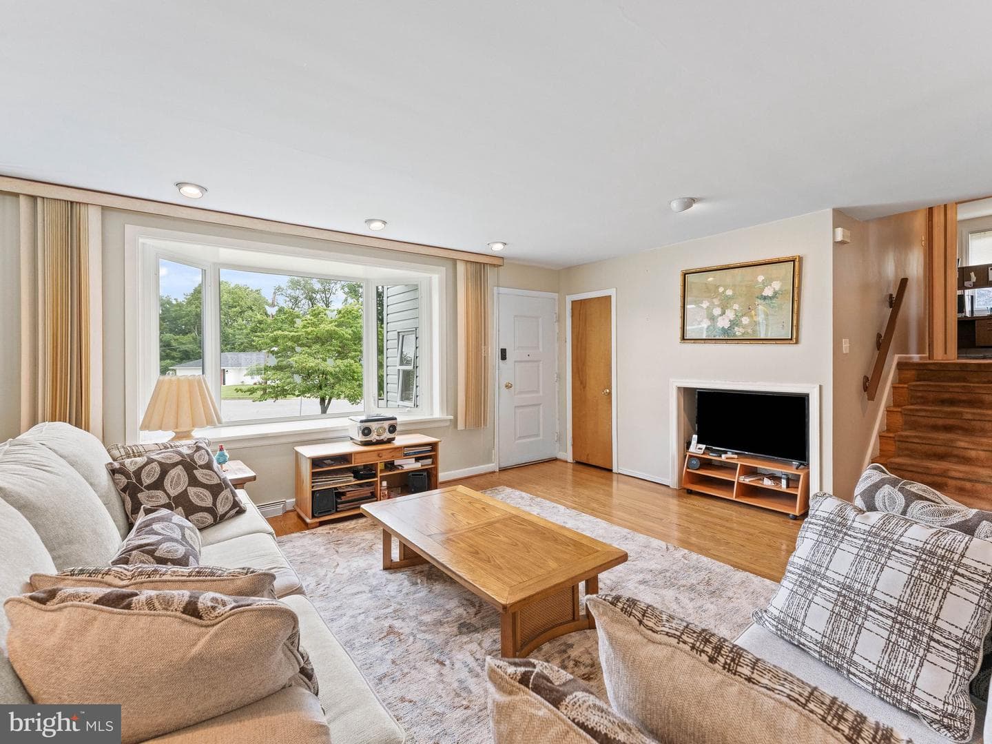 1101 Creswood Road photo 4