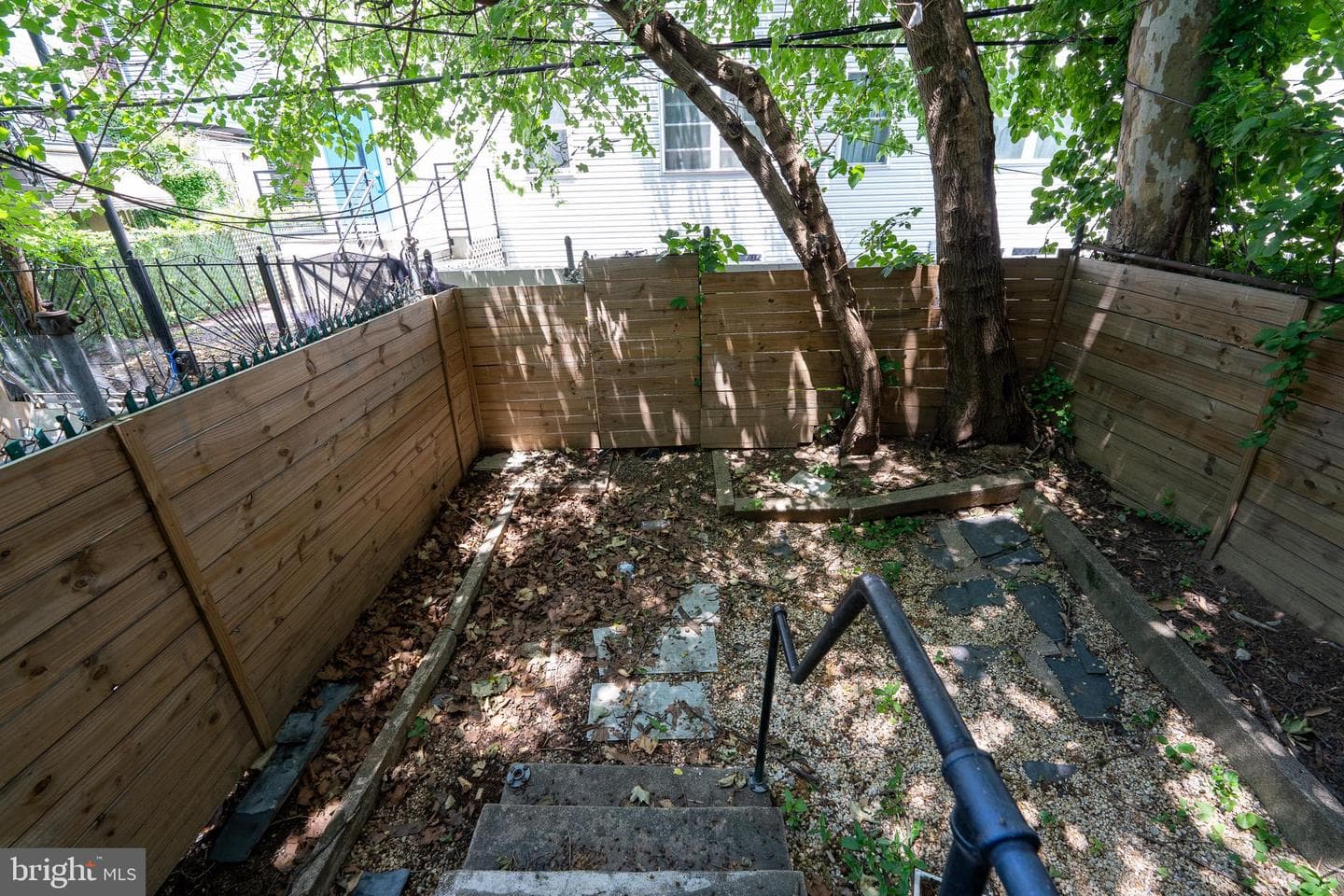 5333 Malcolm St photo 17