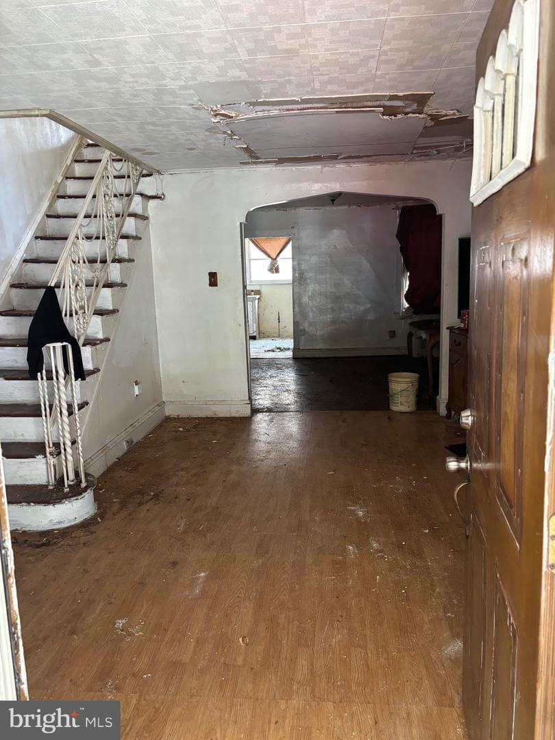 619 E Godfrey Avenue photo 23