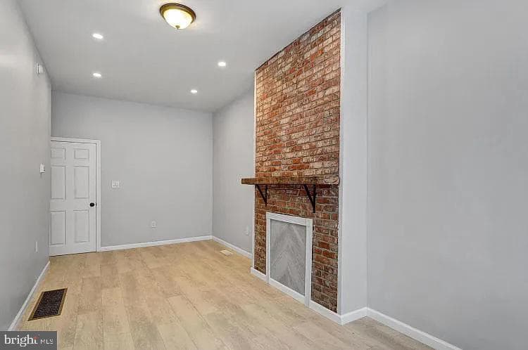 2349 N Park Avenue photo 6