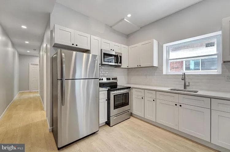 2349 N Park Avenue photo 9