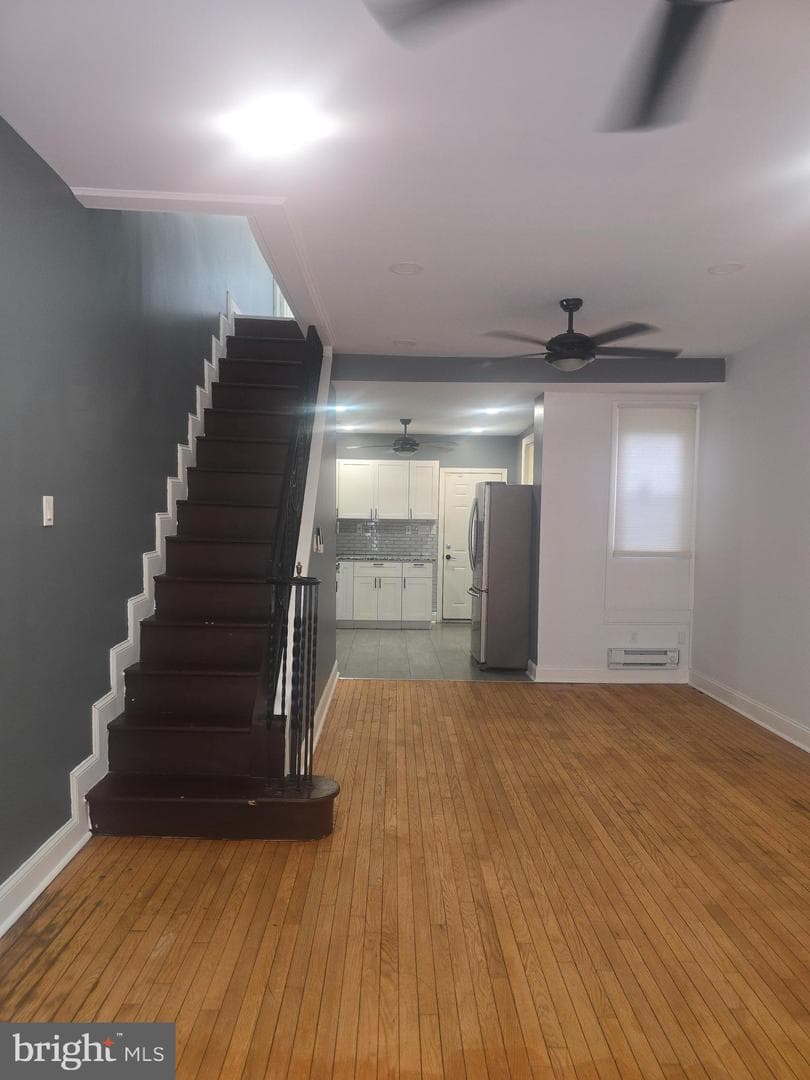 3237 N Hope St photo 3
