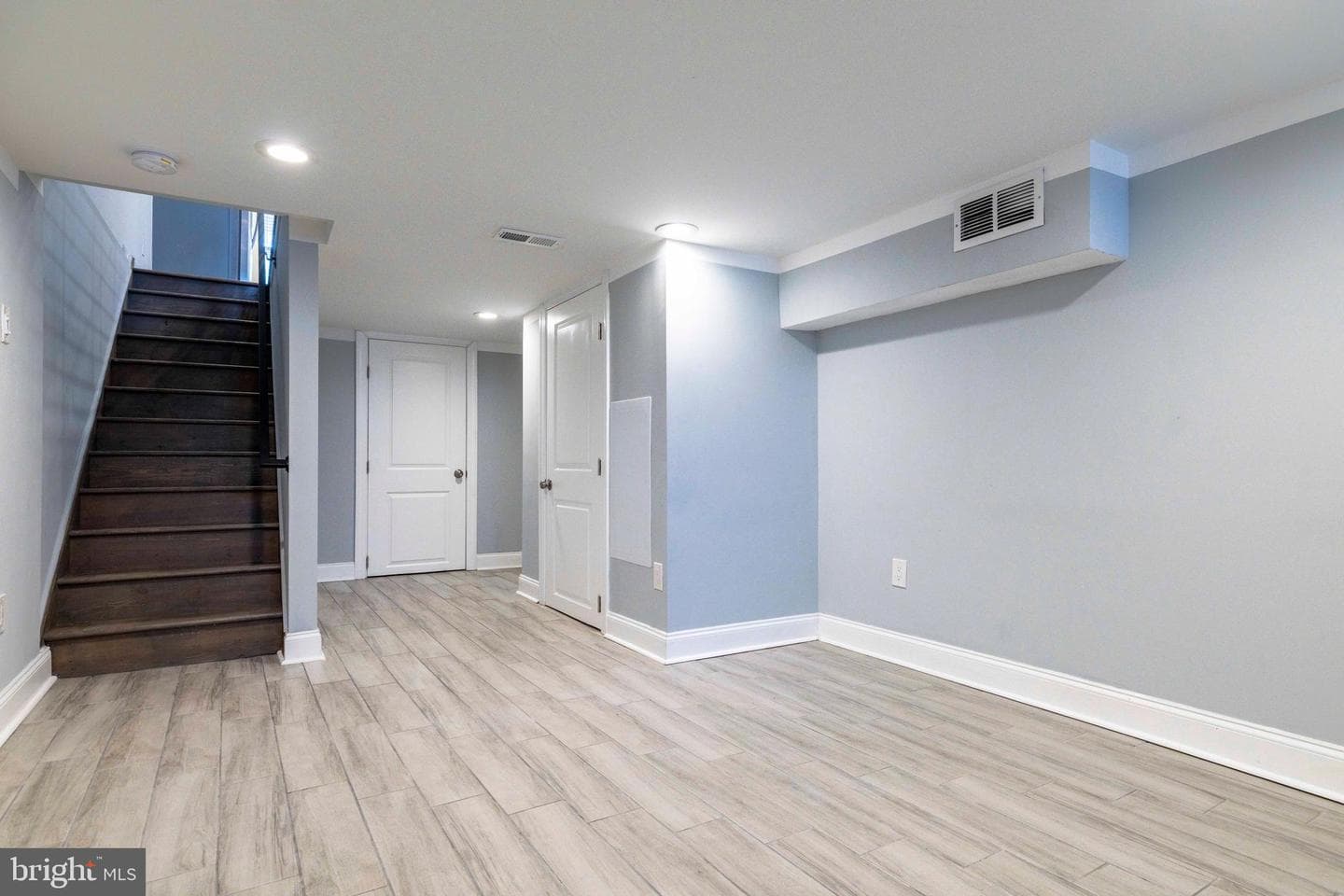 1141 S Dorrance Street photo 16