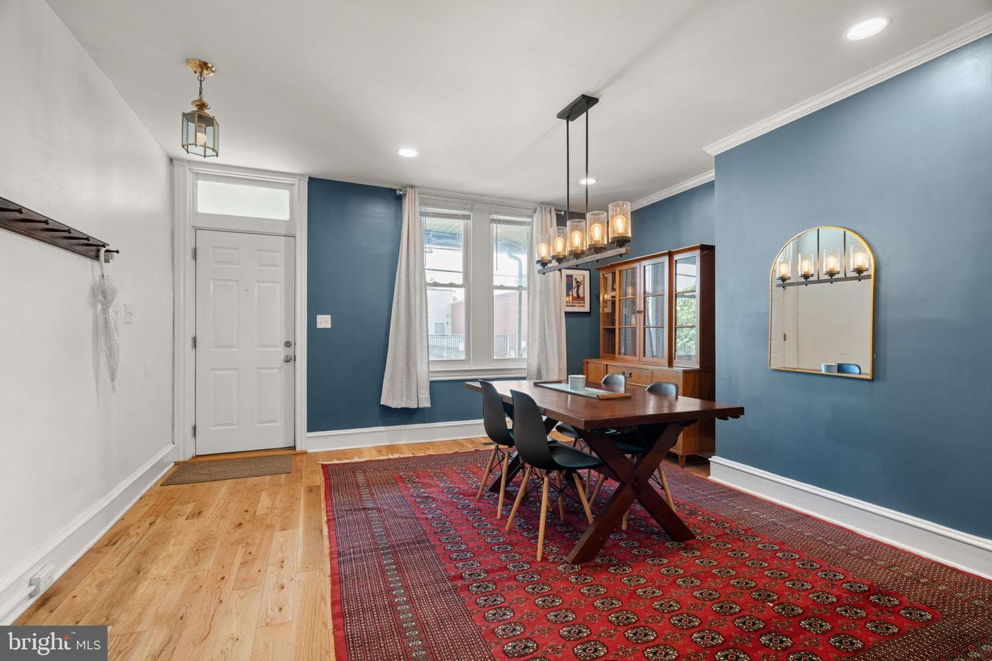 5146 Sansom St photo 4