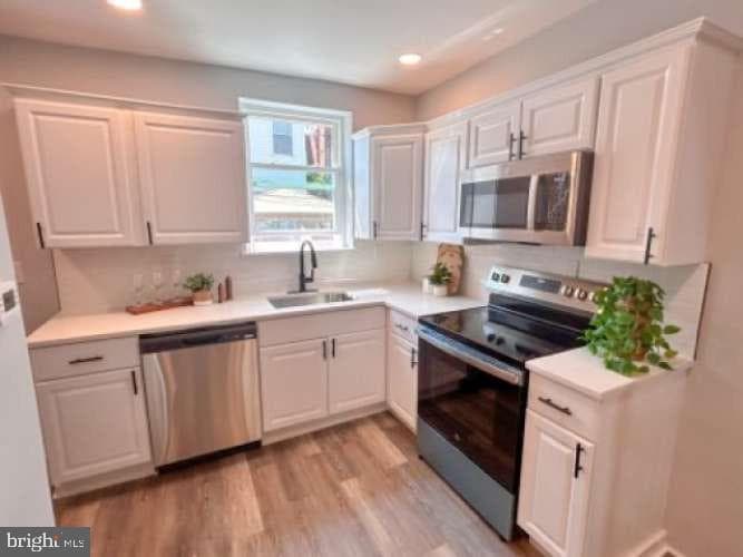 2910 S Smedley Street photo 8