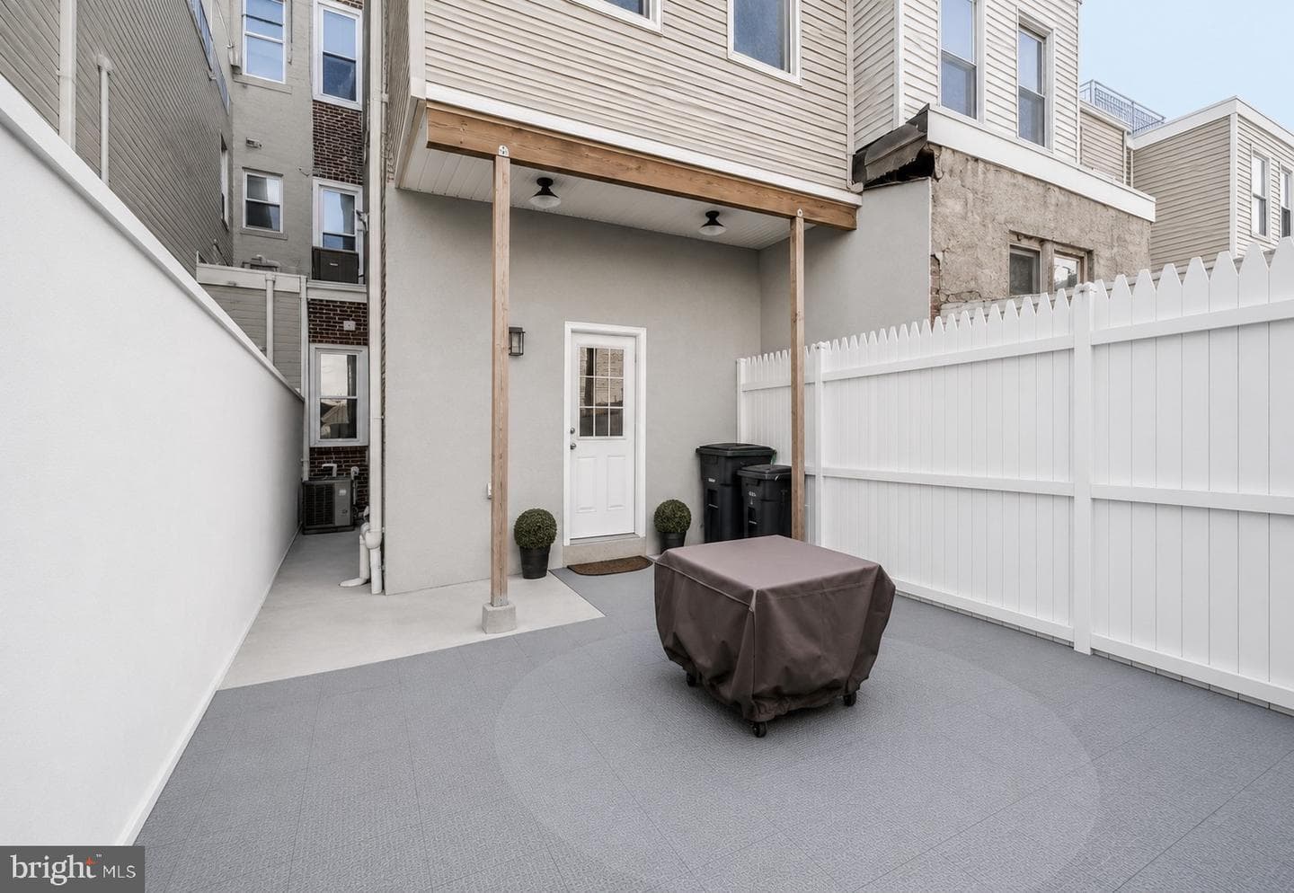 1718 S 18th Street photo 36