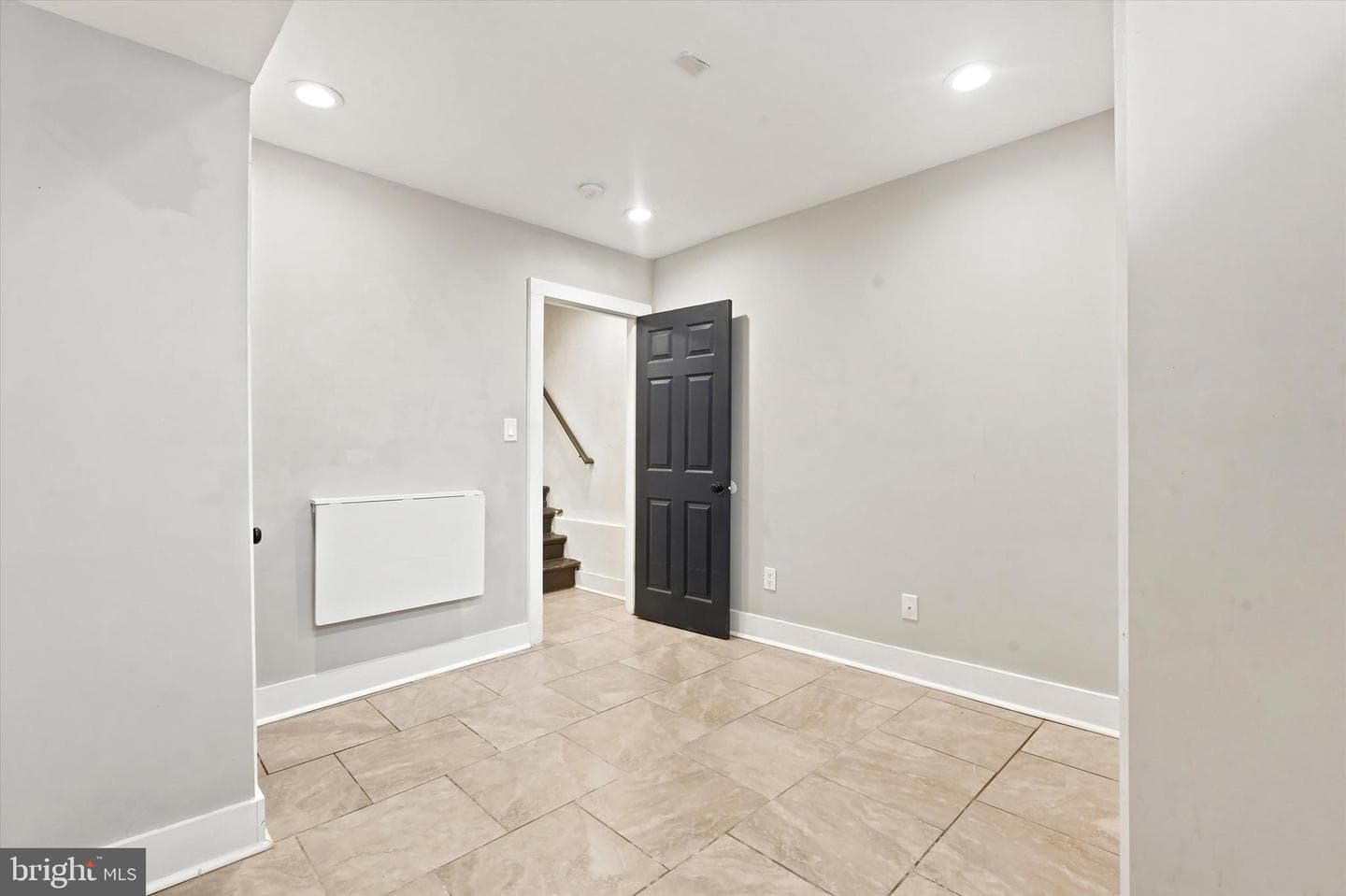 1321 N Dover St photo 13
