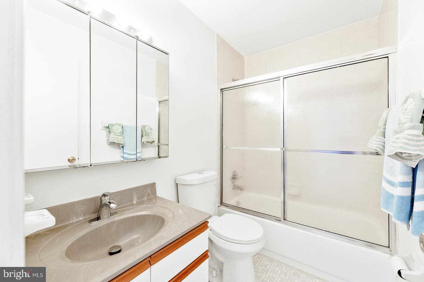115 Wexford Pl photo 25
