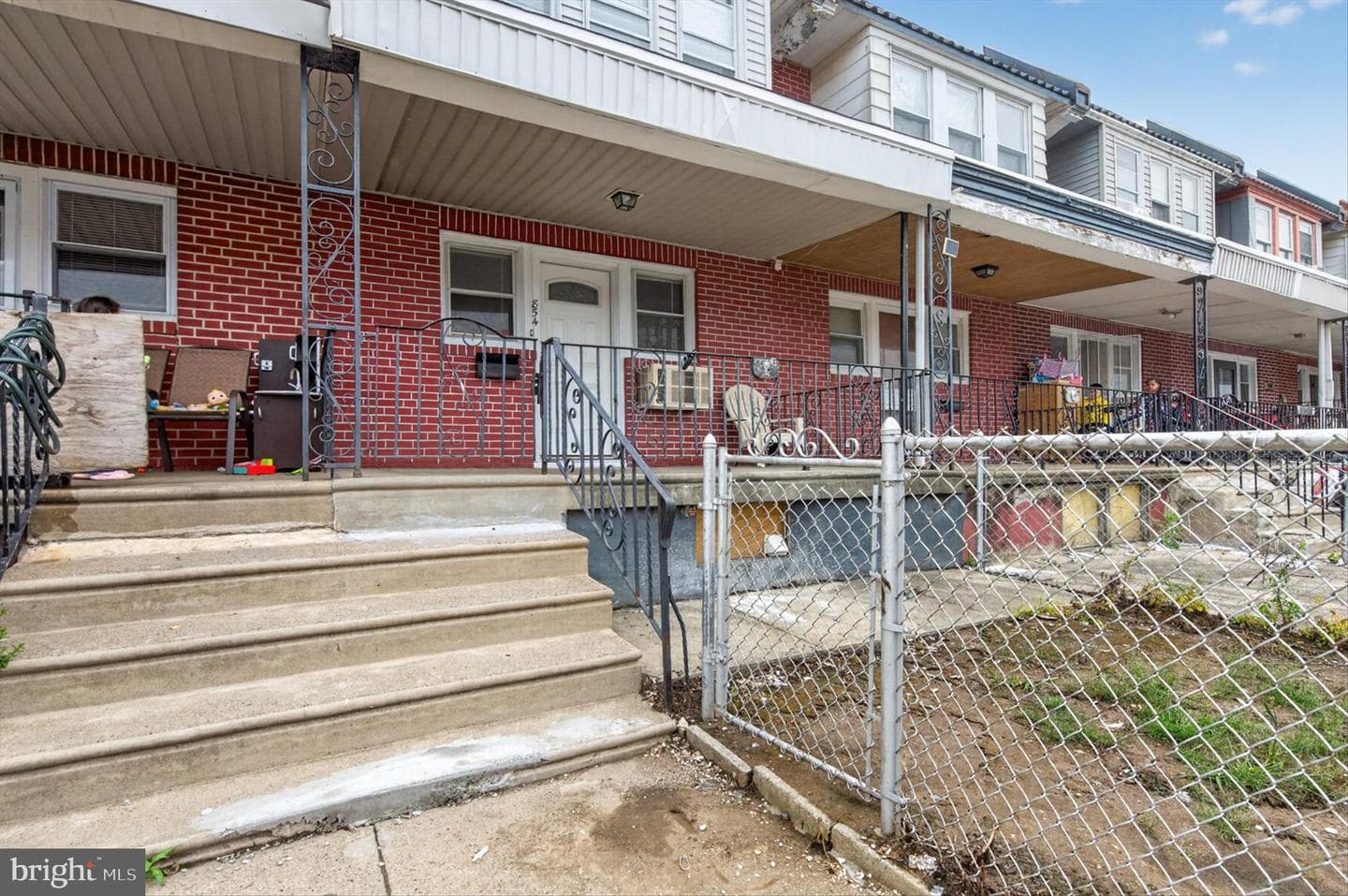 854 Bridge Street photo 5