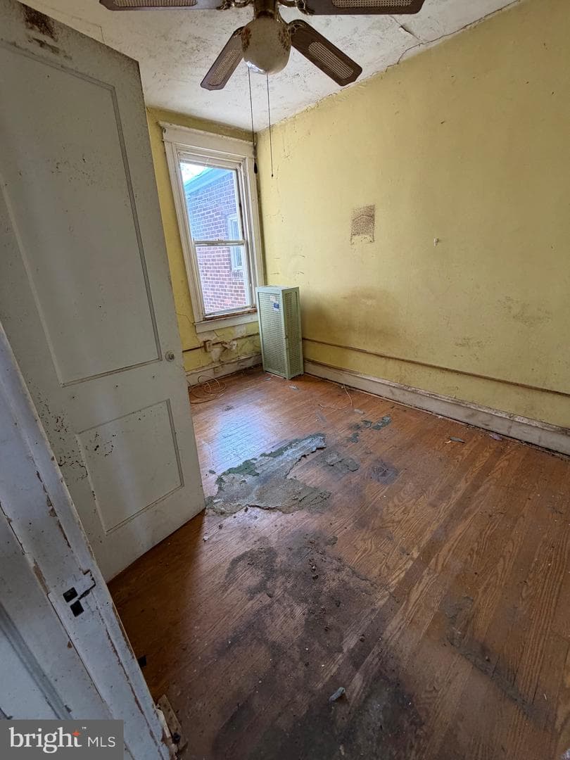 2903 Robbins Ave photo 8