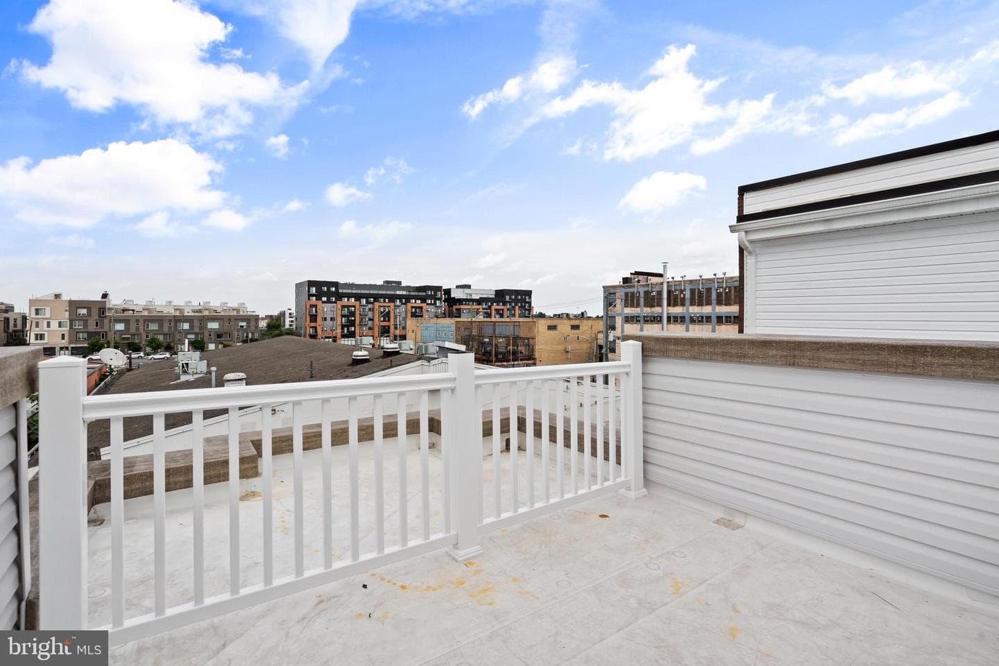 2144 E Tucker Street photo 23