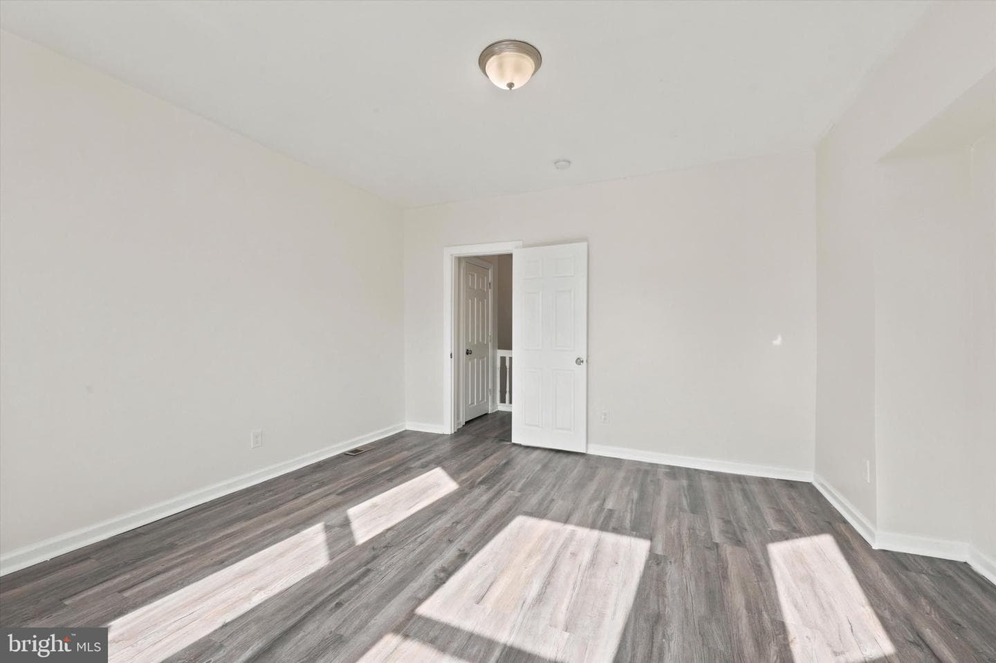 1326 N Wanamaker St photo 30
