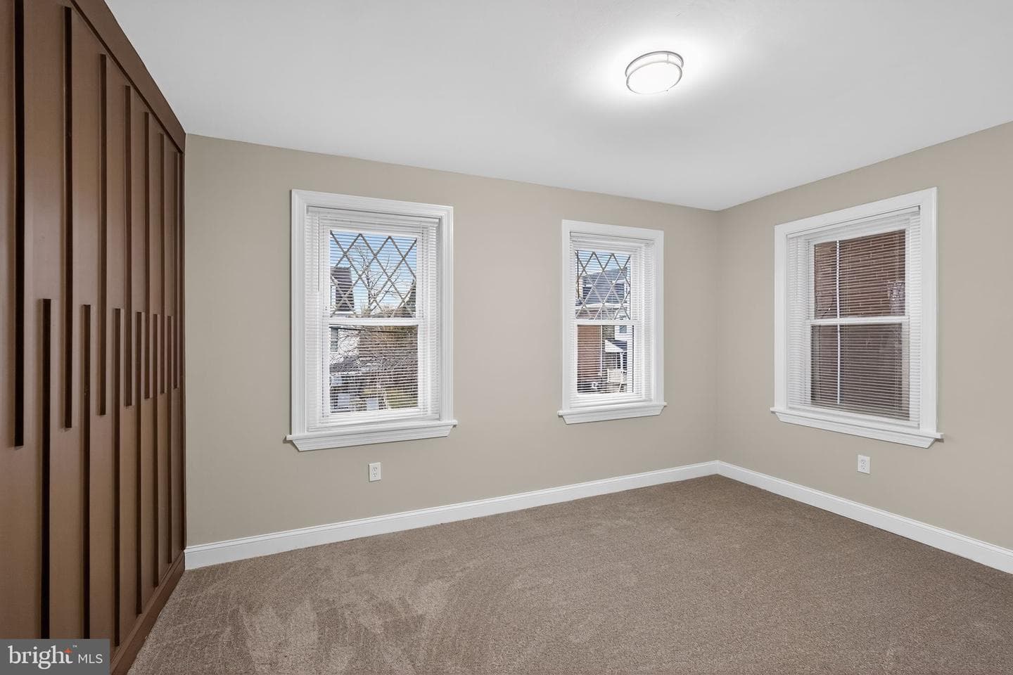 6111 Baynton St photo 18