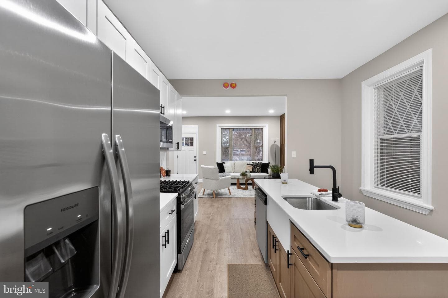 6111 Baynton St photo 9