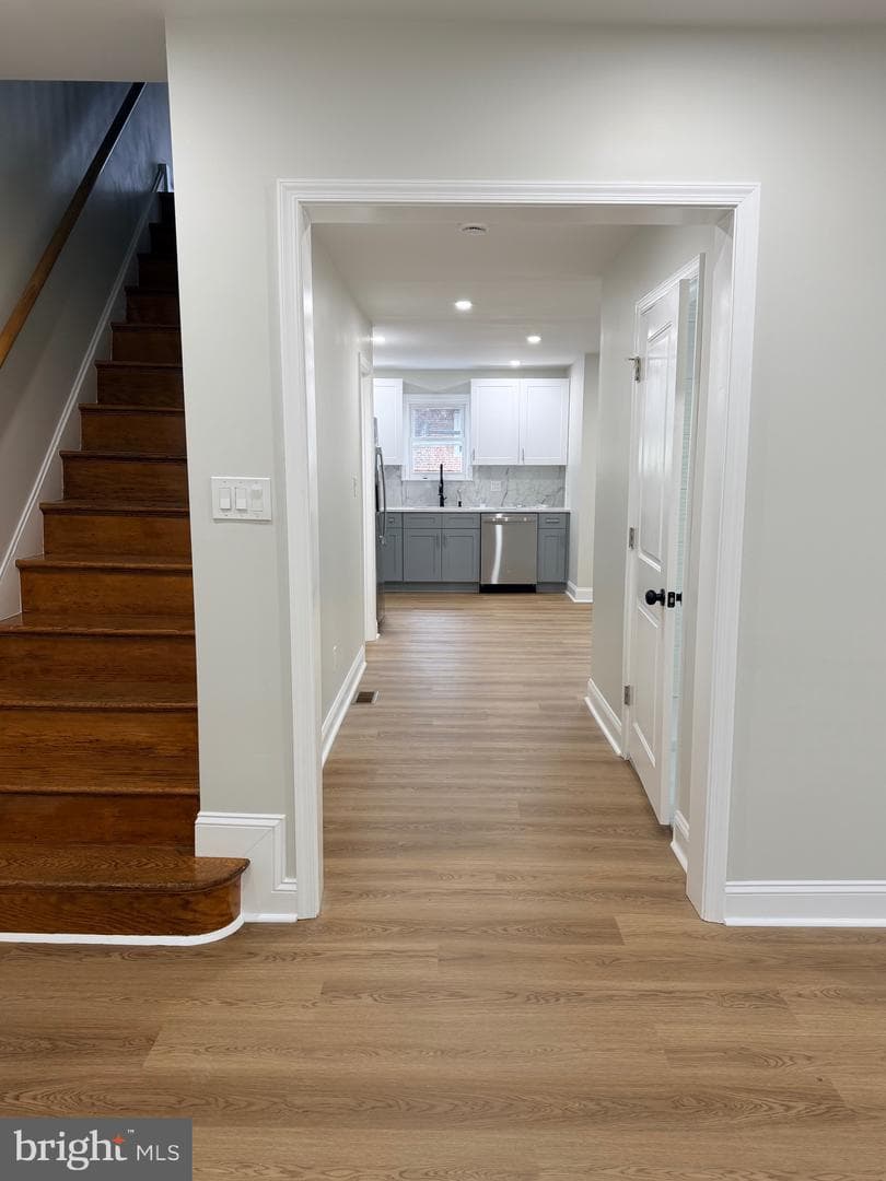 414 Acker Street photo 6