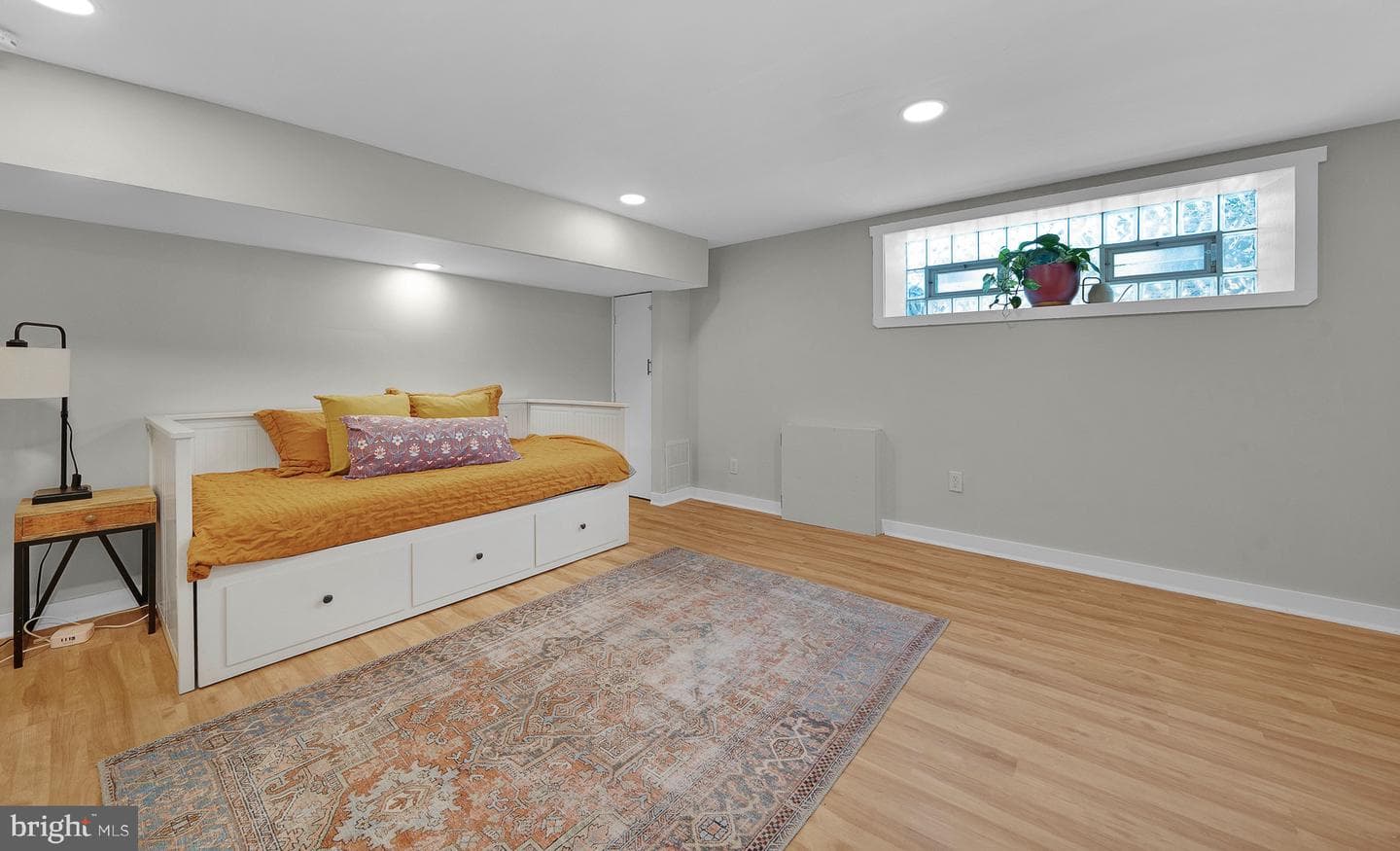 7818 Fayette Street photo 29
