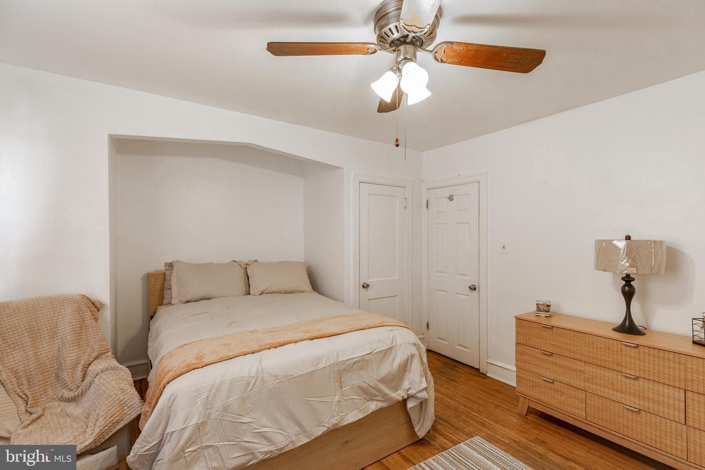 578 Rosalie Street #a photo 11