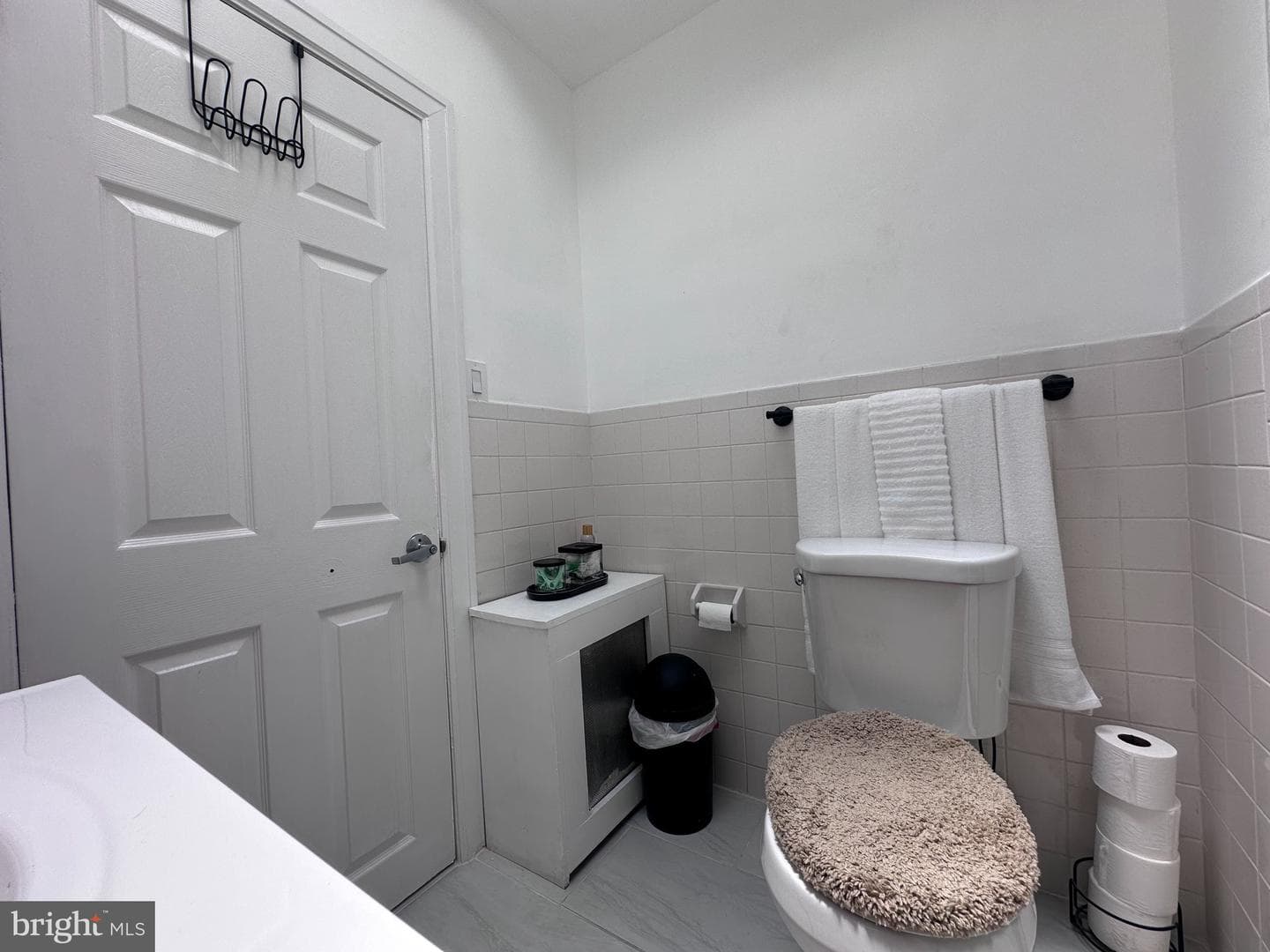 578 Rosalie Street #a photo 14