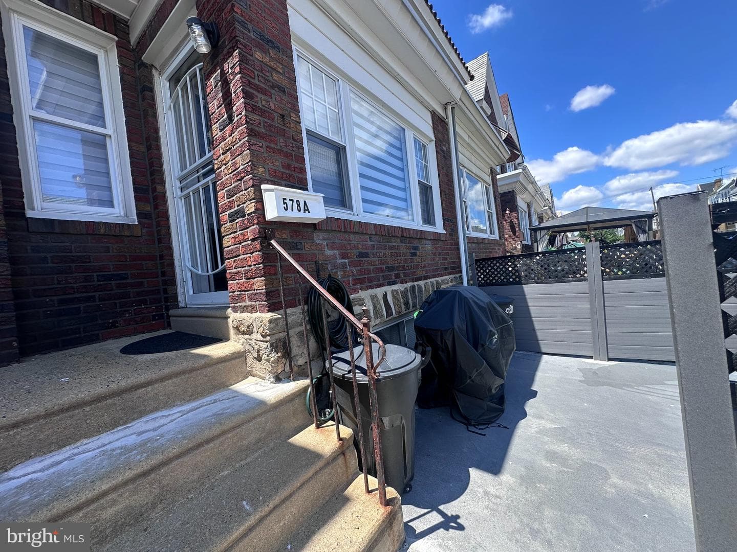578 Rosalie Street #a photo 18