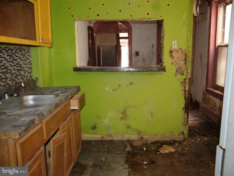 1731 N 25th St photo 7