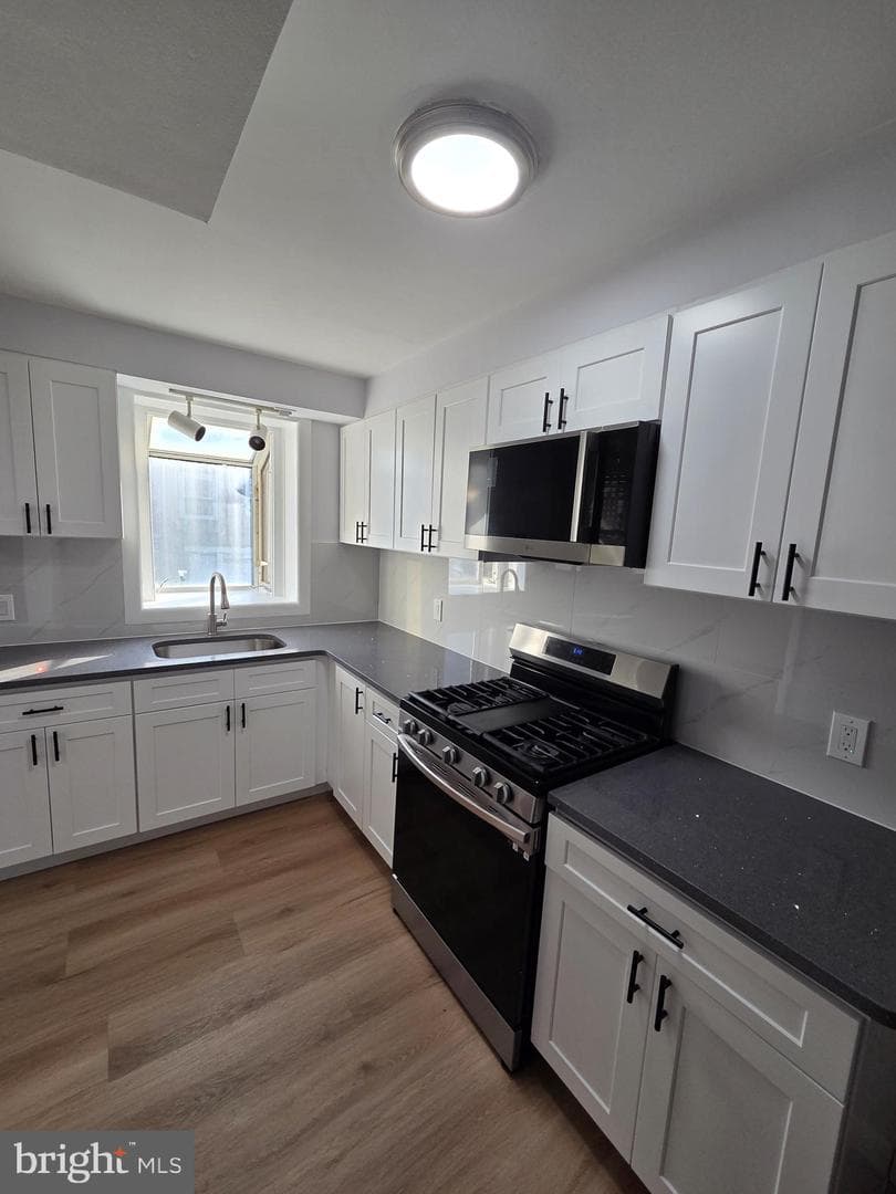 4544 Robbins Street photo 13