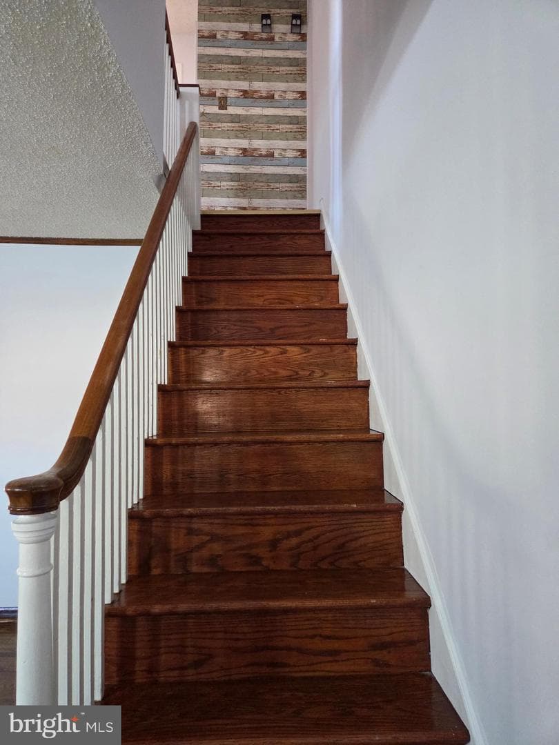 4544 Robbins Street photo 14